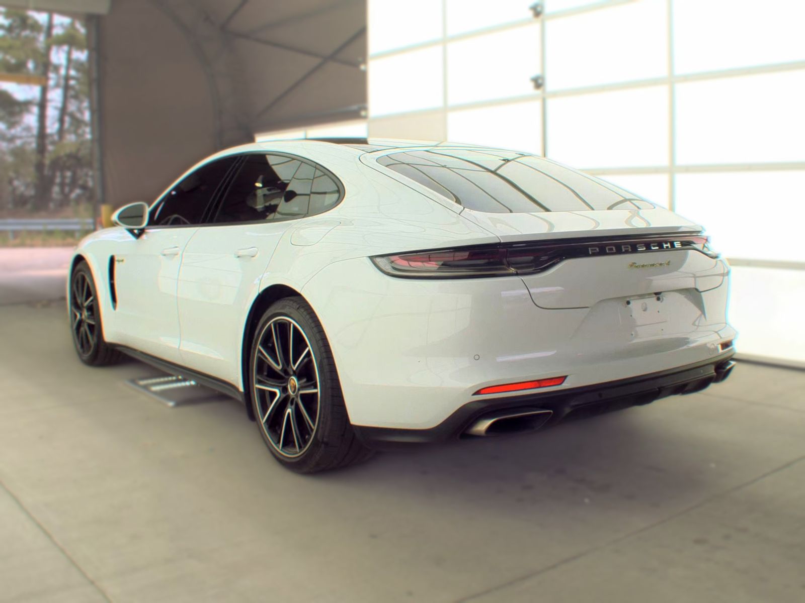 2022 Porsche Panamera E-Hybrid 4 AWD