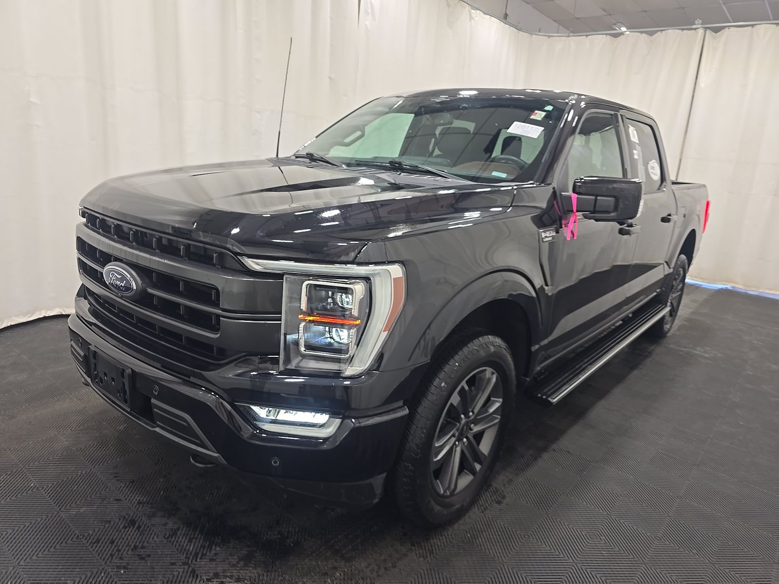 2023 Ford F-150 Lariat AWD