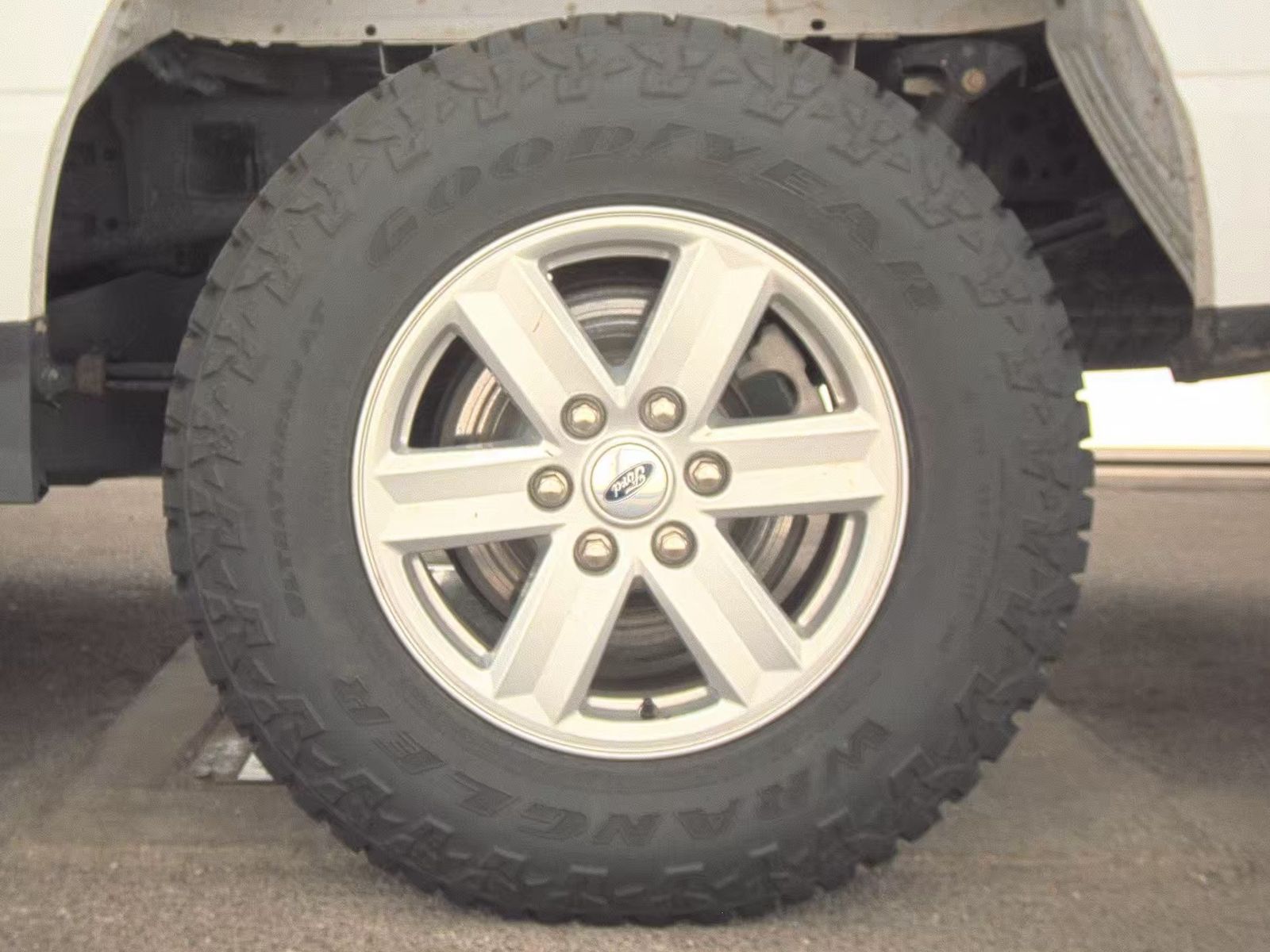 2023 Ford F-150 Hybrid XLT AWD