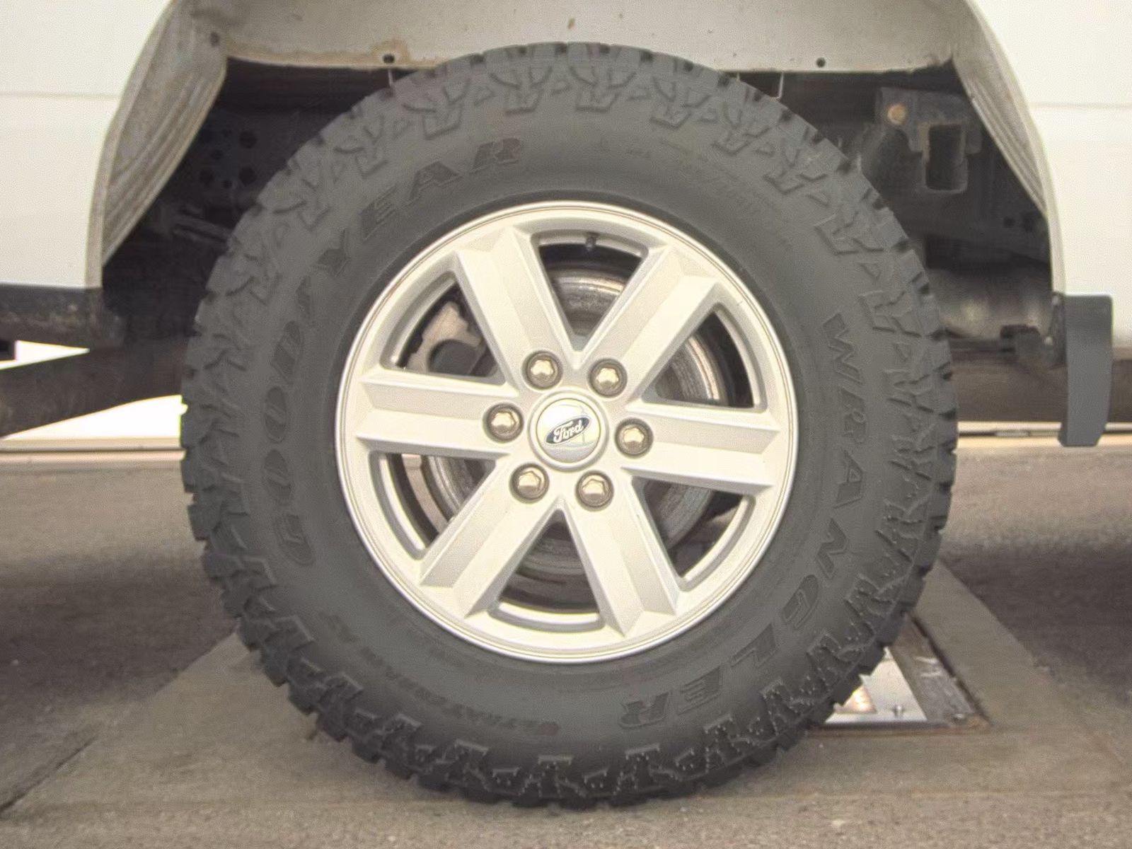 2023 Ford F-150 Hybrid XLT AWD