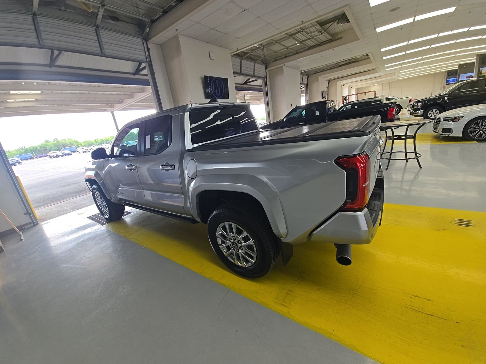 2025 Toyota Tacoma Hybrid Limited AWD