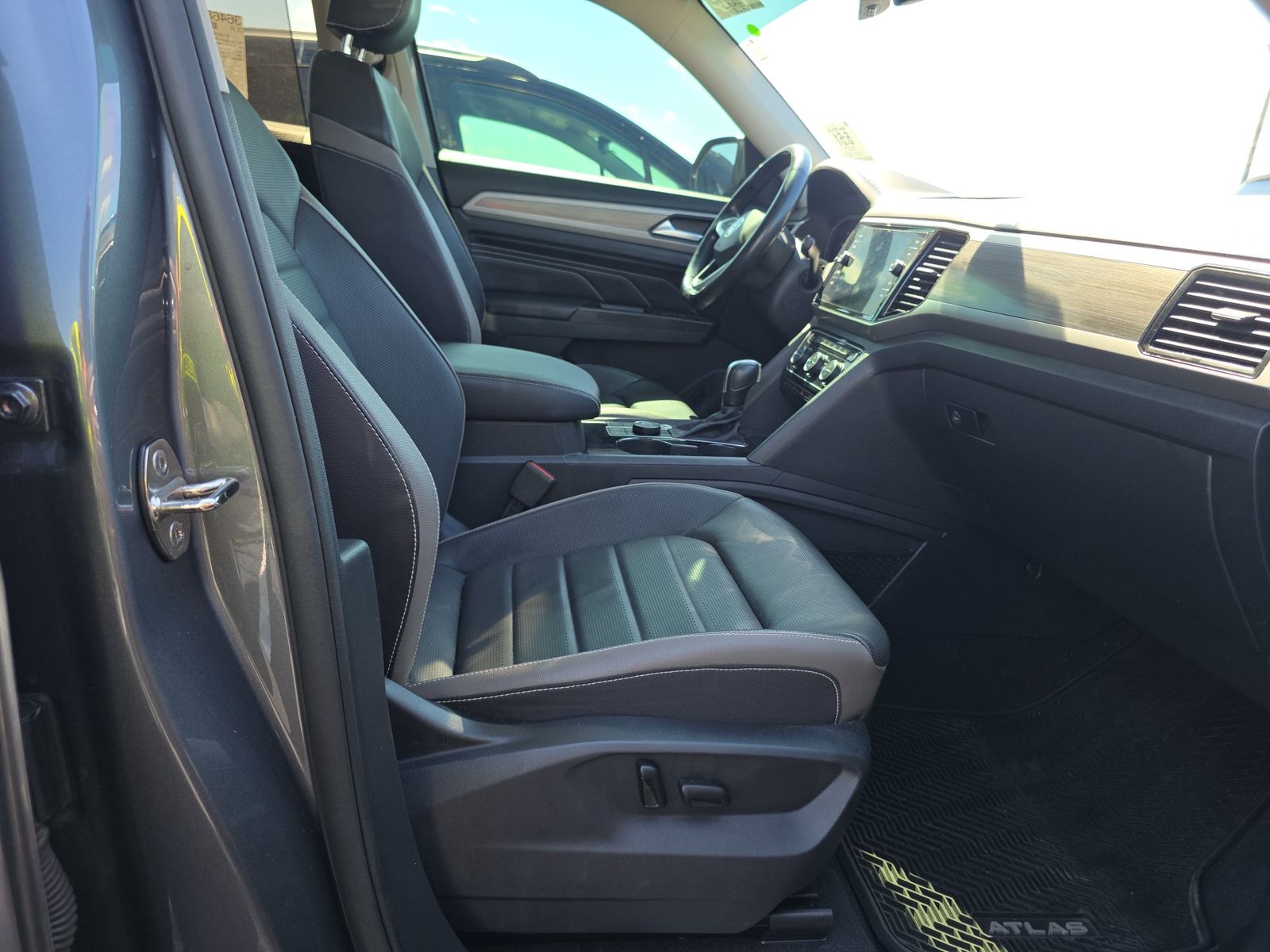 2021 Volkswagen Atlas 3.6L SEL Premium AWD