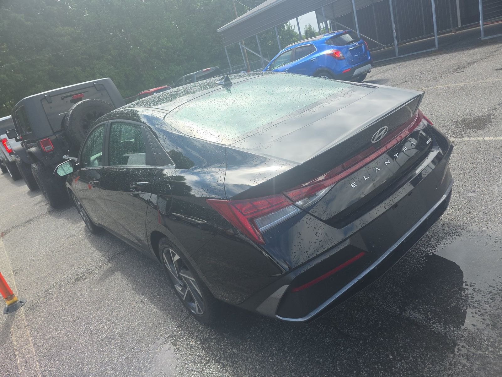 2024 Hyundai Elantra Hybrid Limited FWD