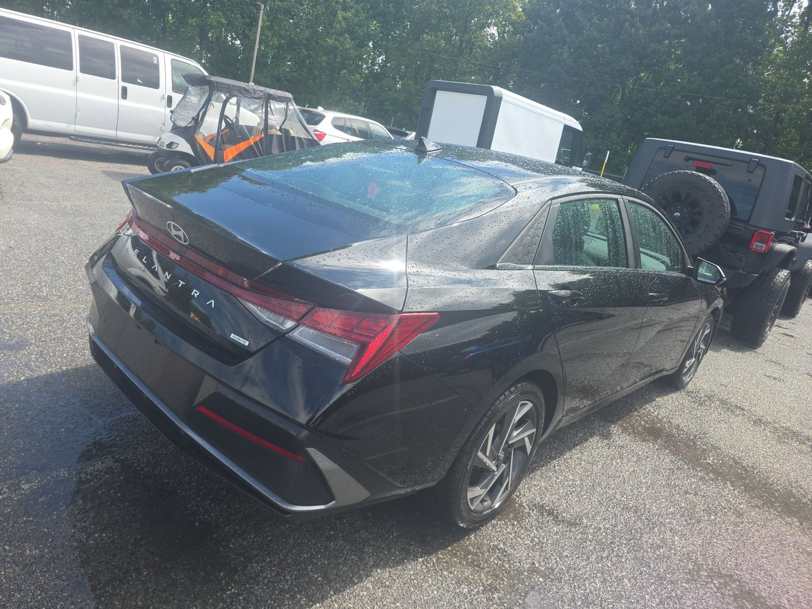 2024 Hyundai Elantra Hybrid Limited FWD