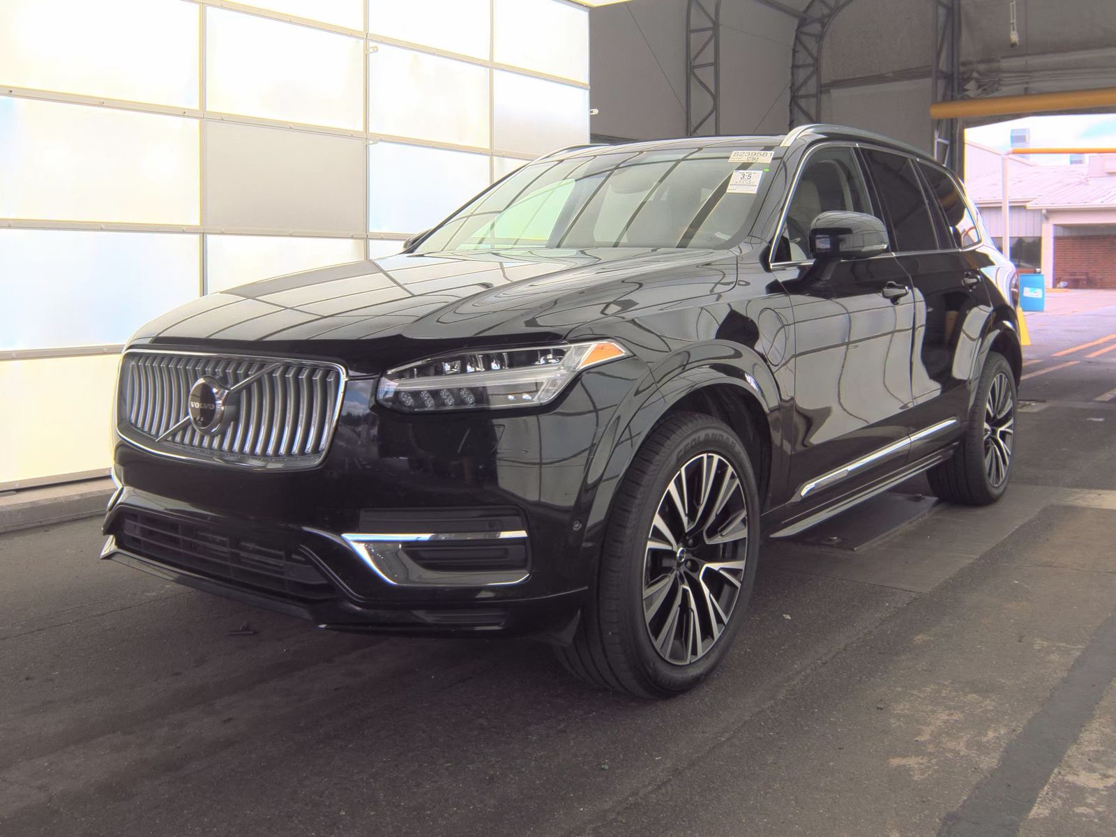 2024 Volvo XC90 Recharge T8 Plus AWD
