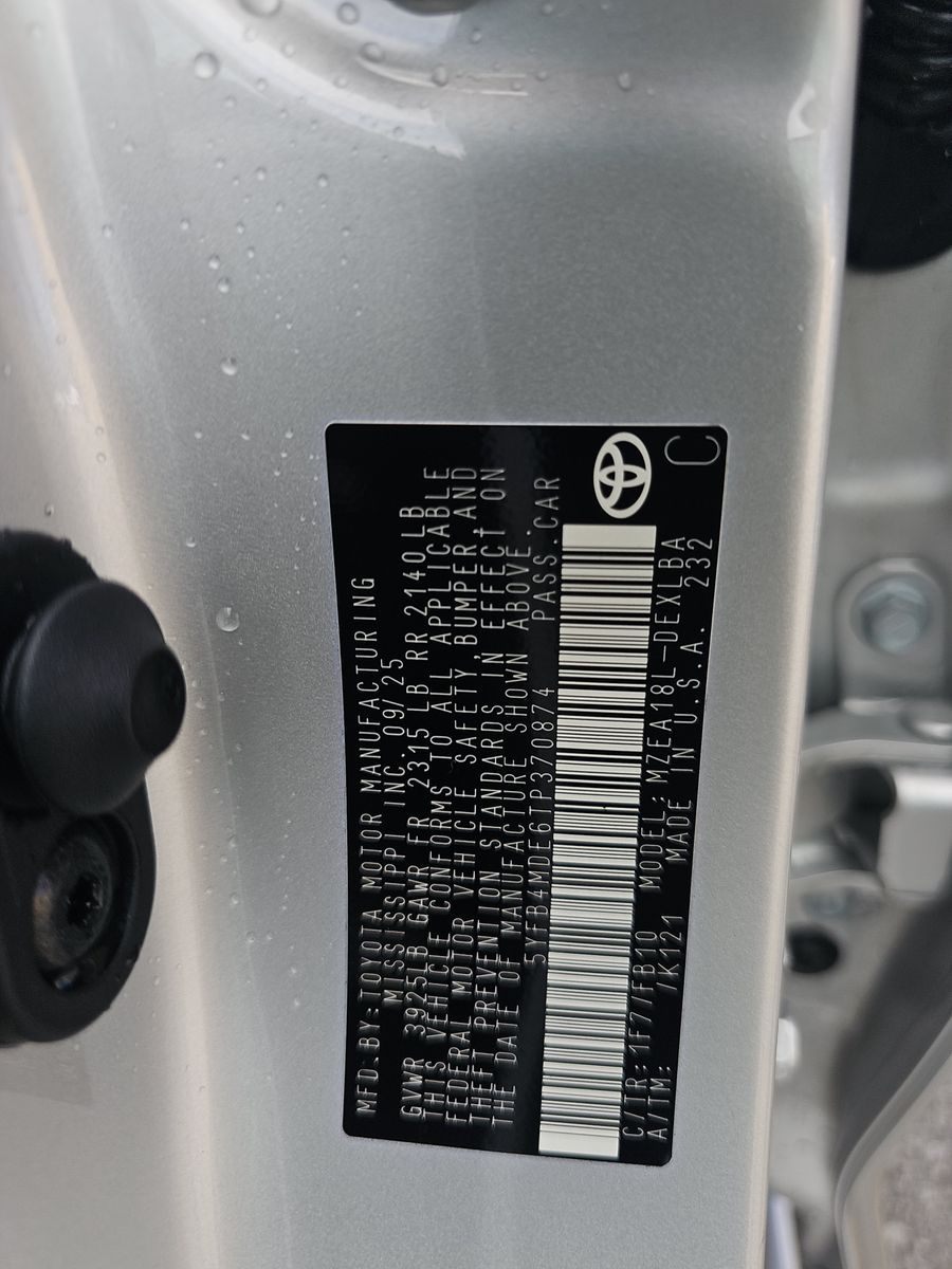 2026 Toyota Corolla LE FWD