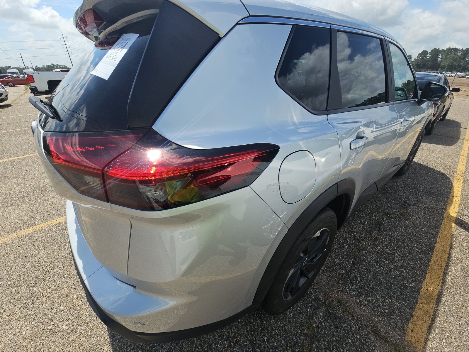 2025 Nissan Rogue SV FWD