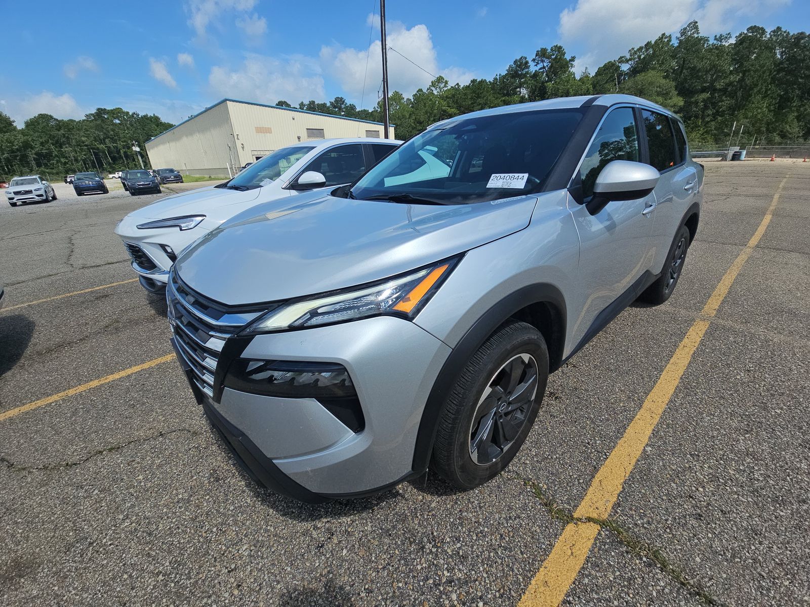 2025 Nissan Rogue SV FWD