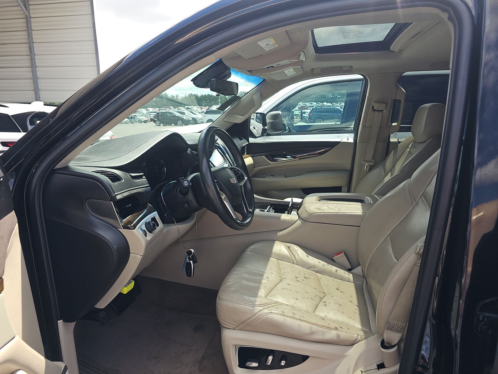 2018 Cadillac Escalade Luxury RWD