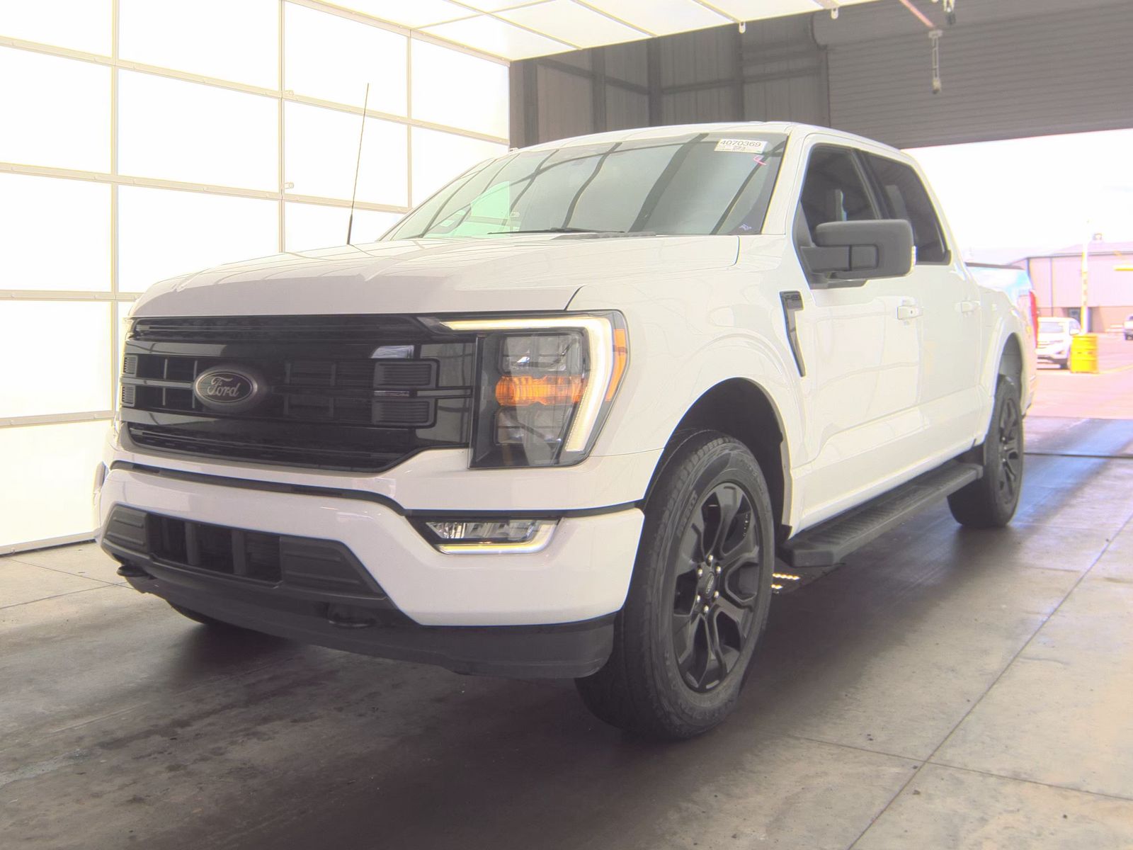 2023 Ford F-150 XLT AWD