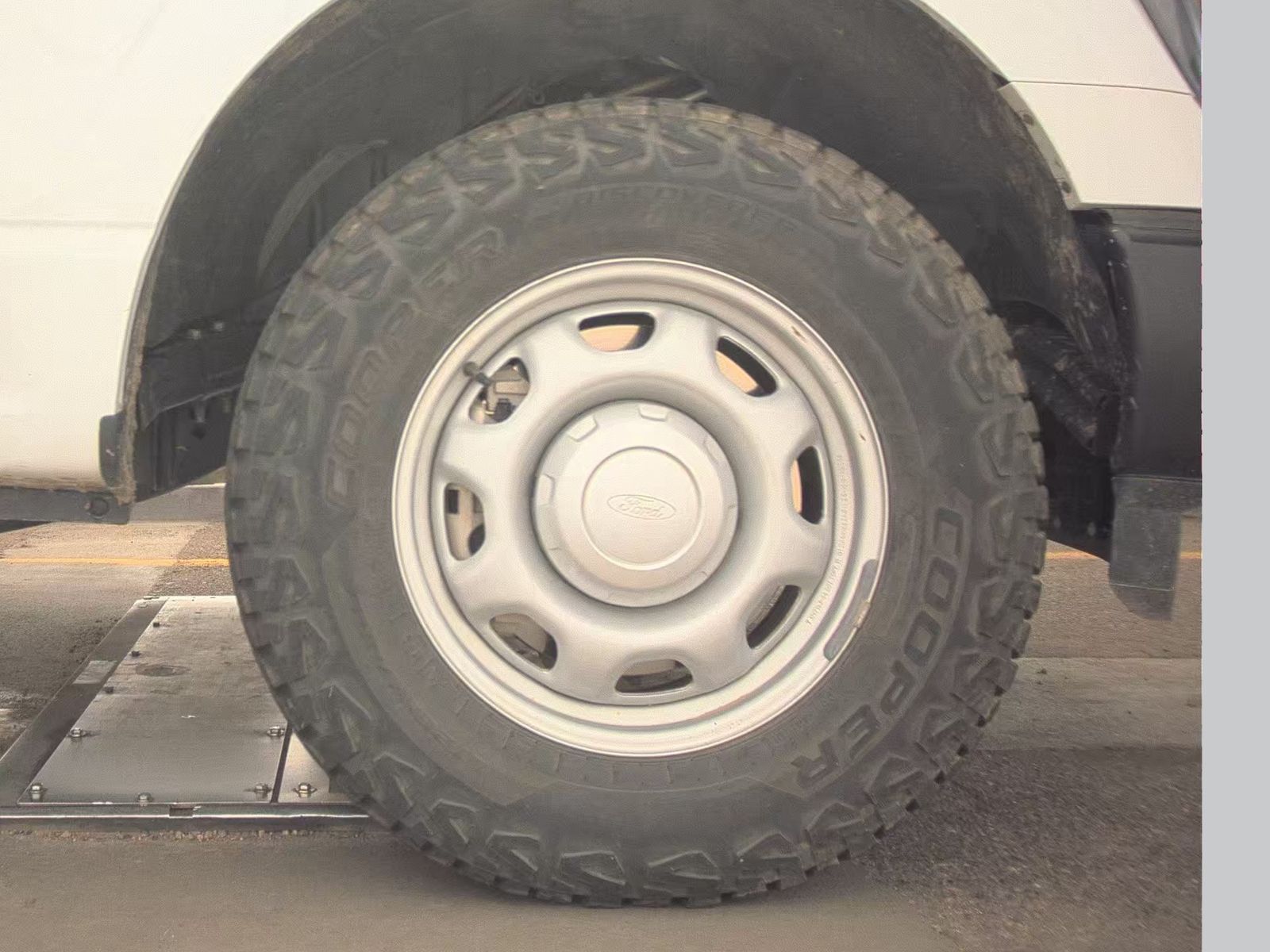 2023 Ford F-150 XL AWD