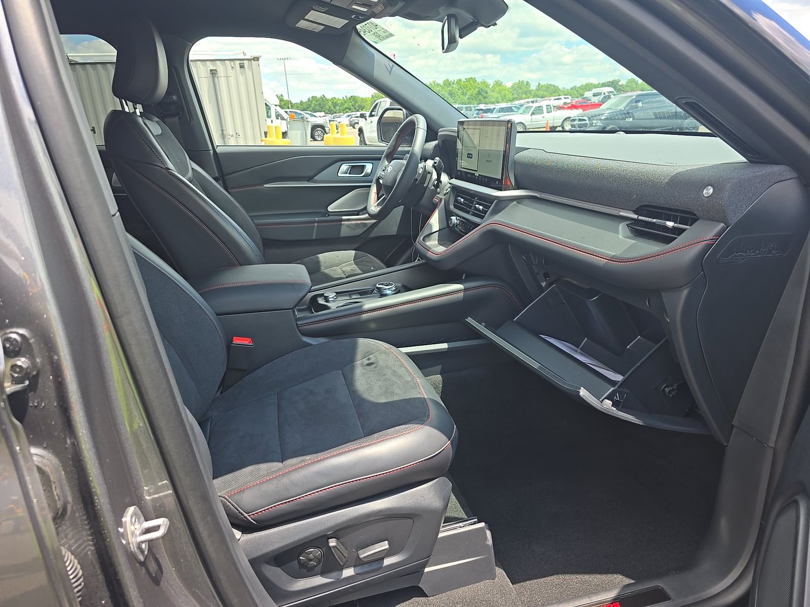 2026 Ford Explorer ST AWD
