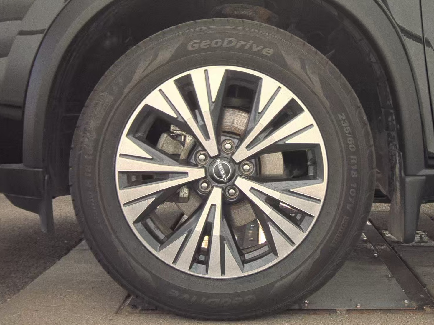 2023 Nissan Rogue SV AWD