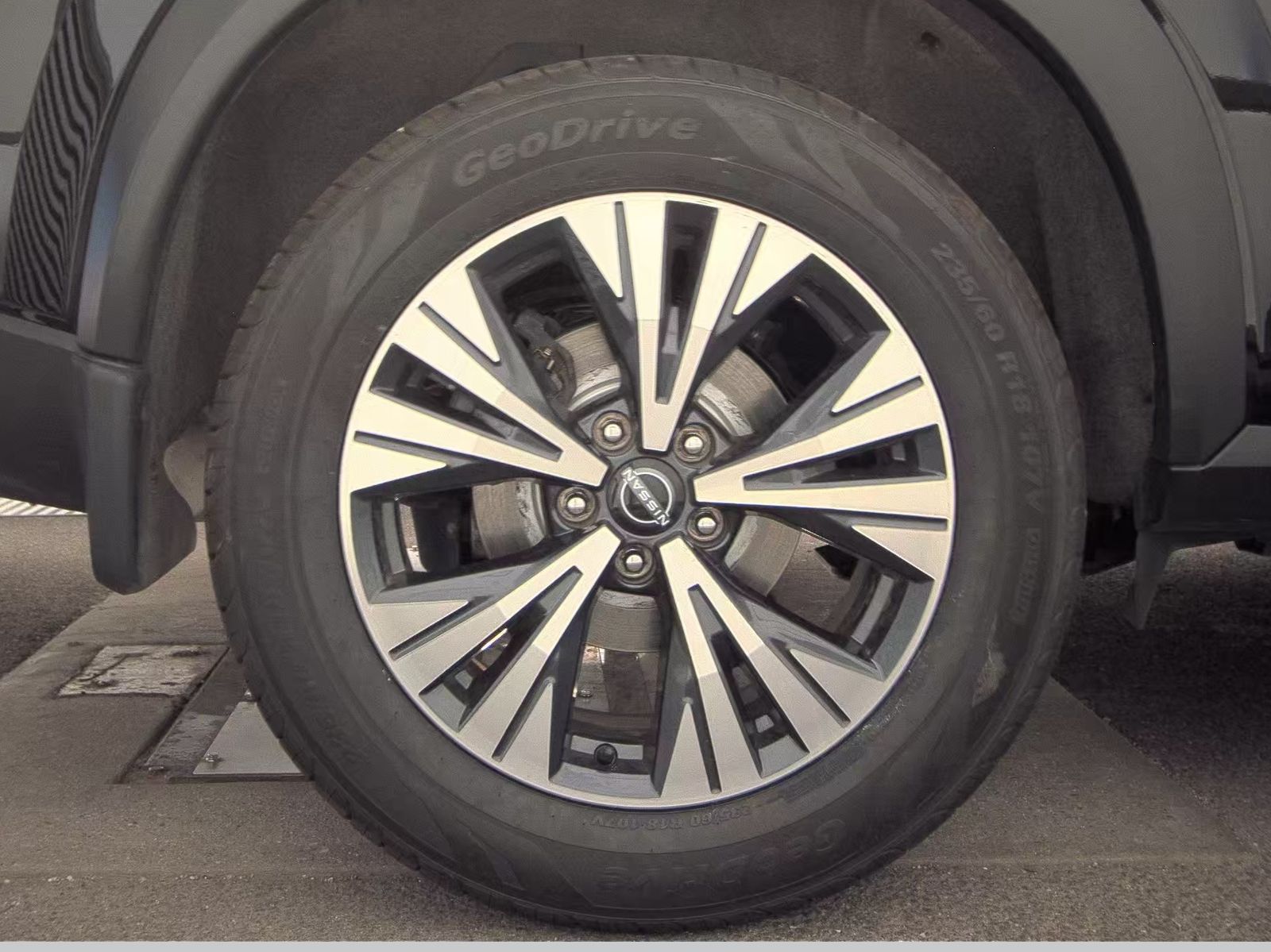 2023 Nissan Rogue SV AWD