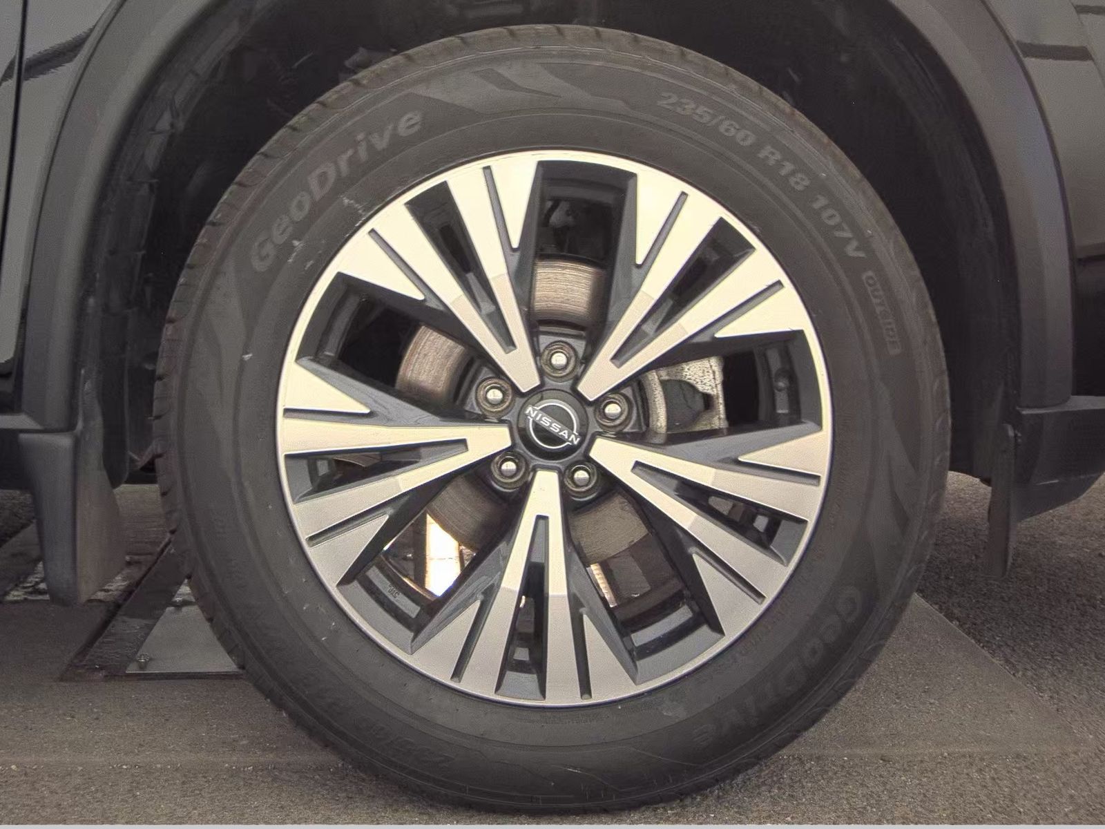 2023 Nissan Rogue SV AWD