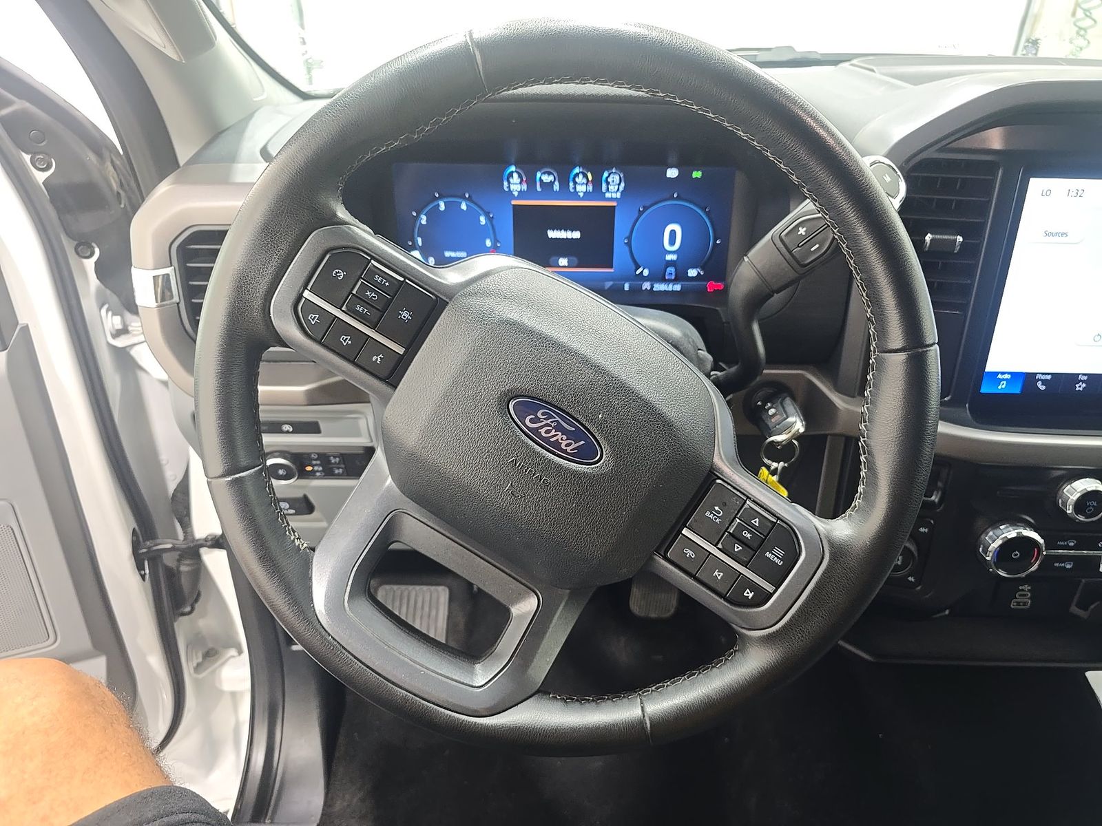 2025 Ford F-150 XLT AWD