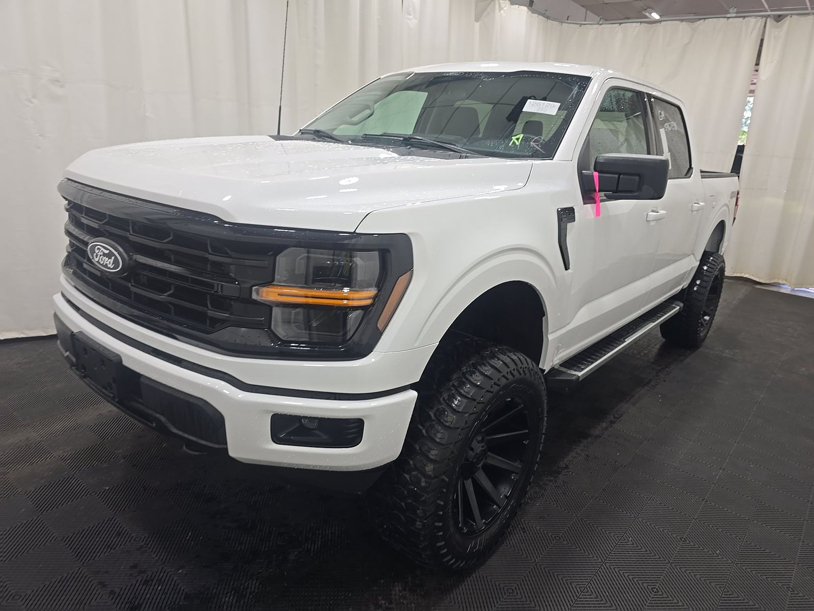2025 Ford F-150 XLT AWD