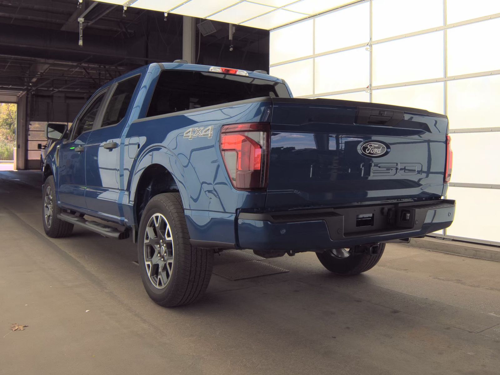 2025 Ford F-150 STX AWD