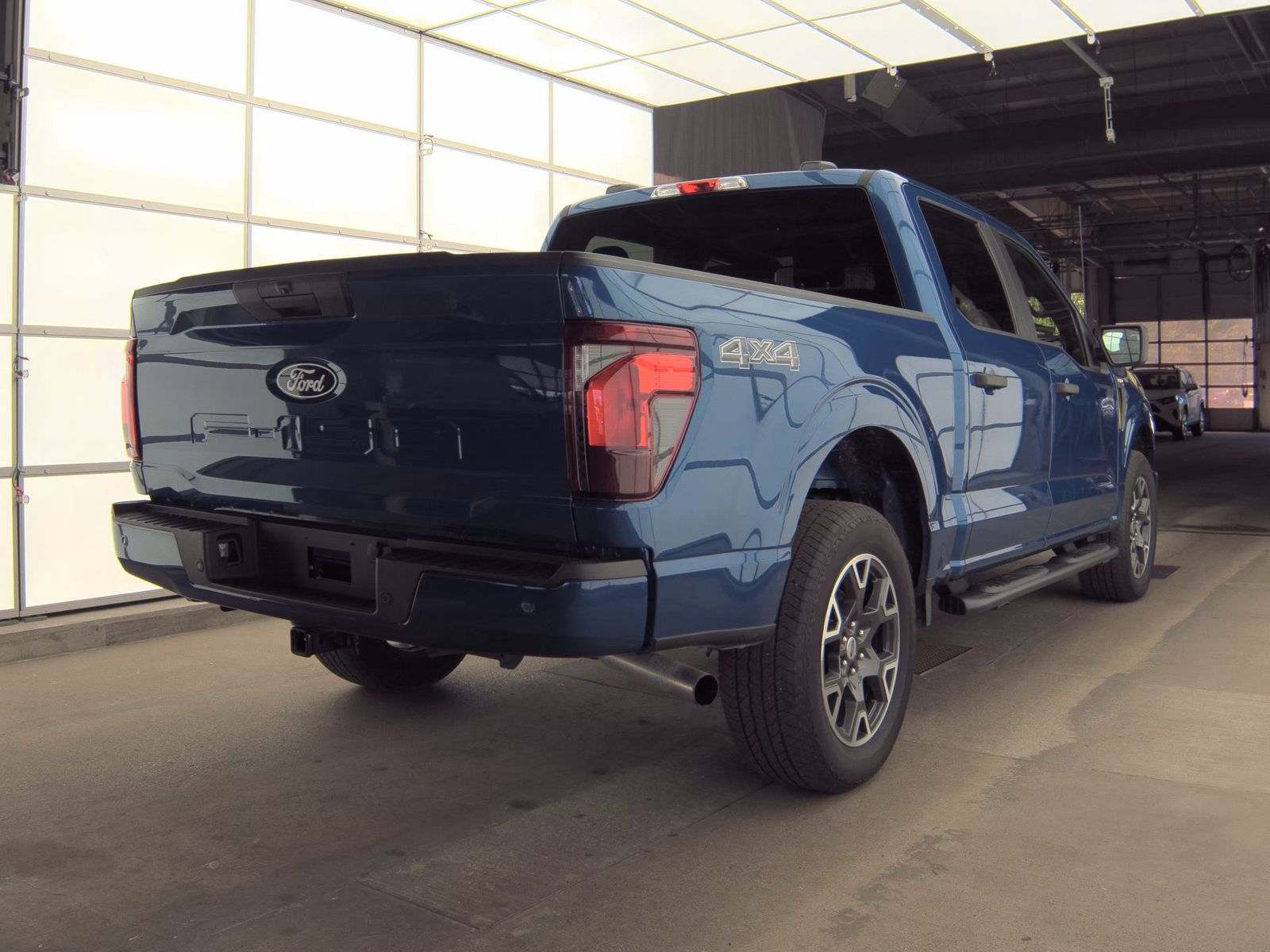 2025 Ford F-150 STX AWD