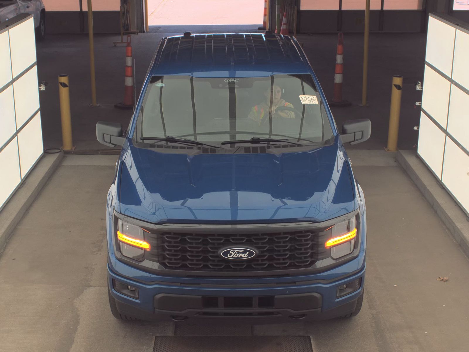 2025 Ford F-150 STX AWD