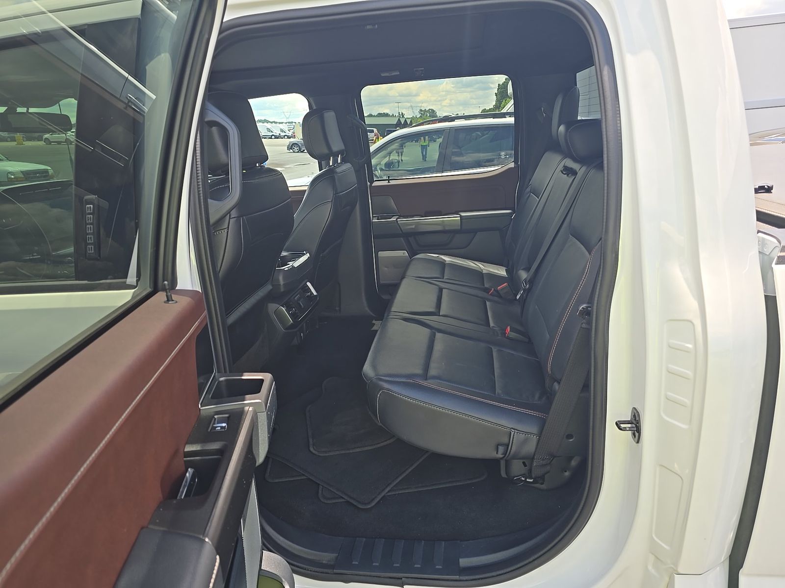 2023 Ford F-150 Hybrid Lariat AWD