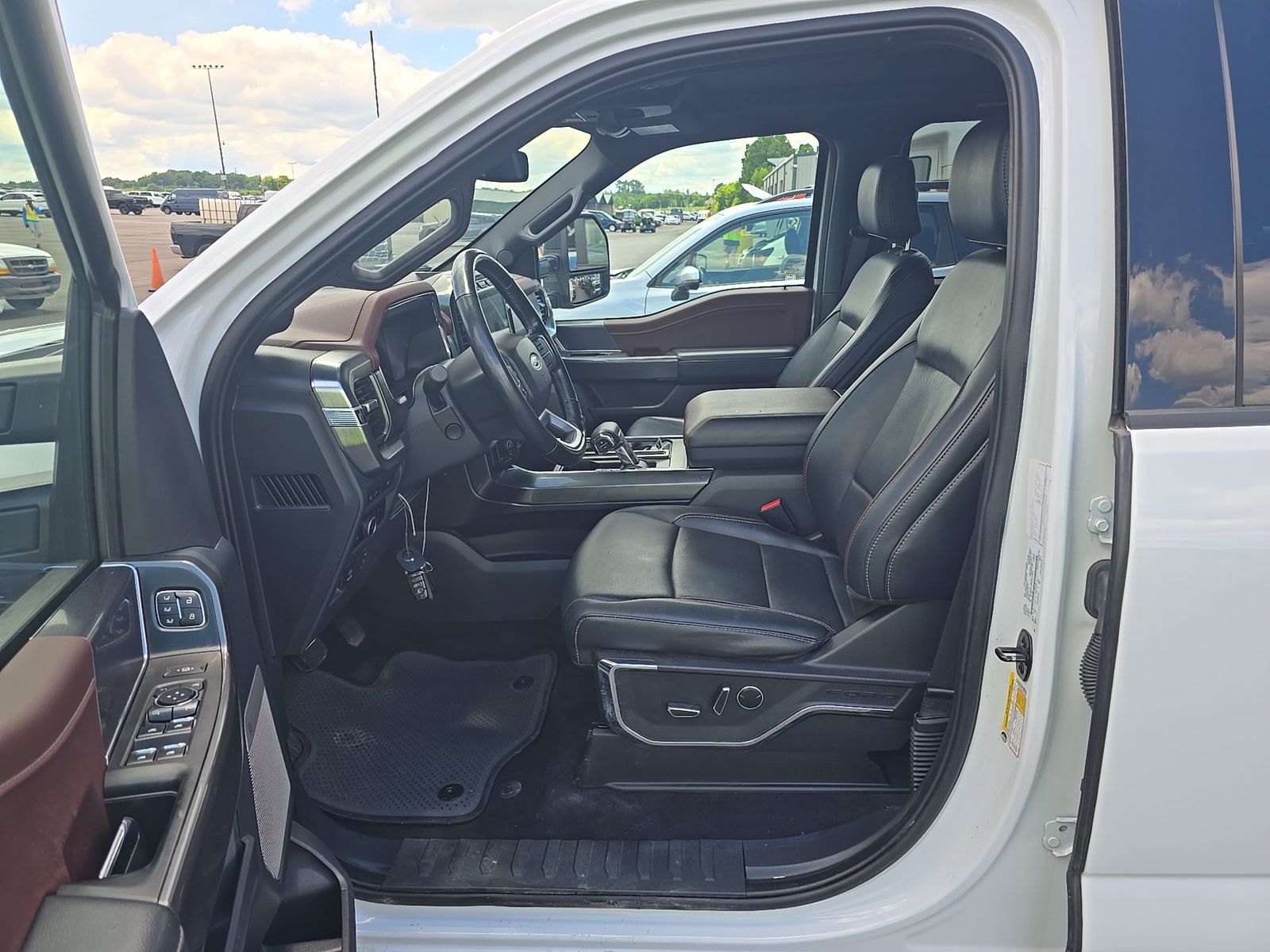 2023 Ford F-150 Hybrid Lariat AWD
