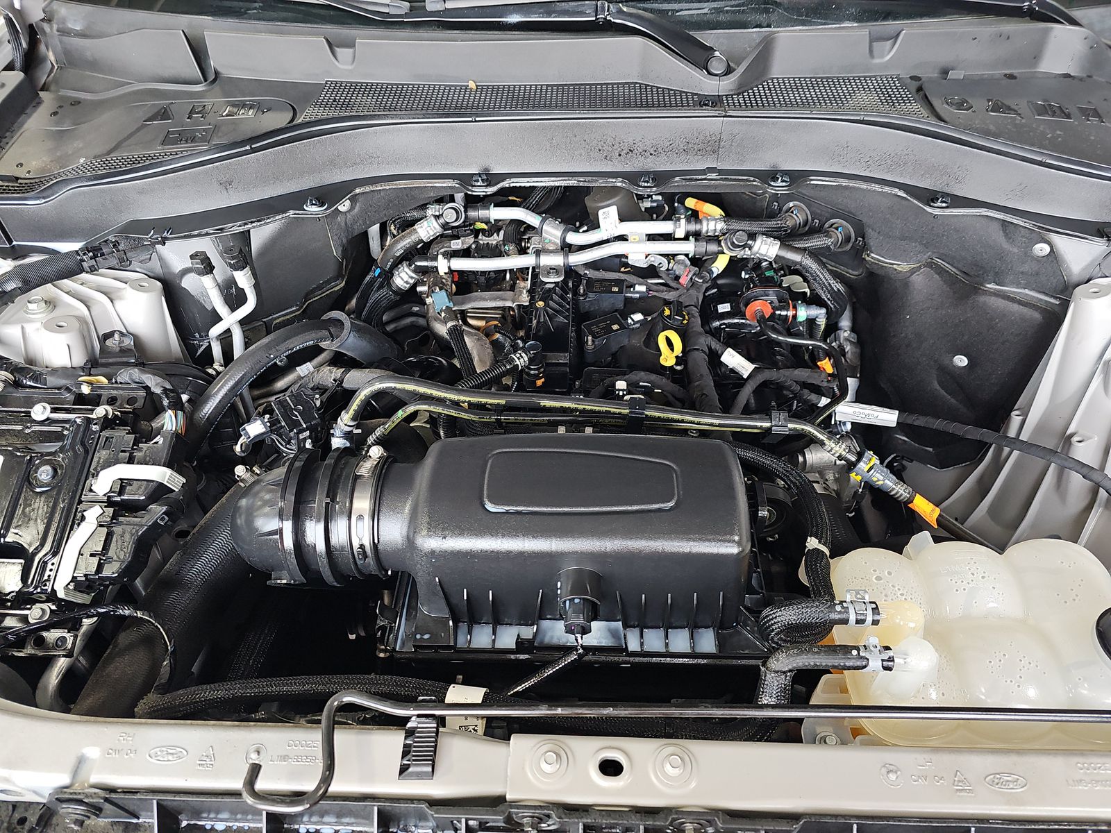 2023 Ford Explorer XLT AWD
