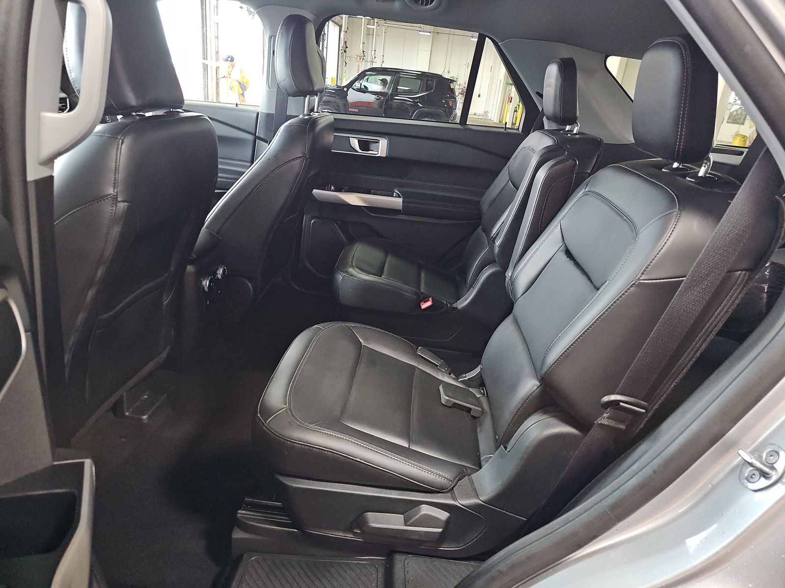 2023 Ford Explorer XLT AWD