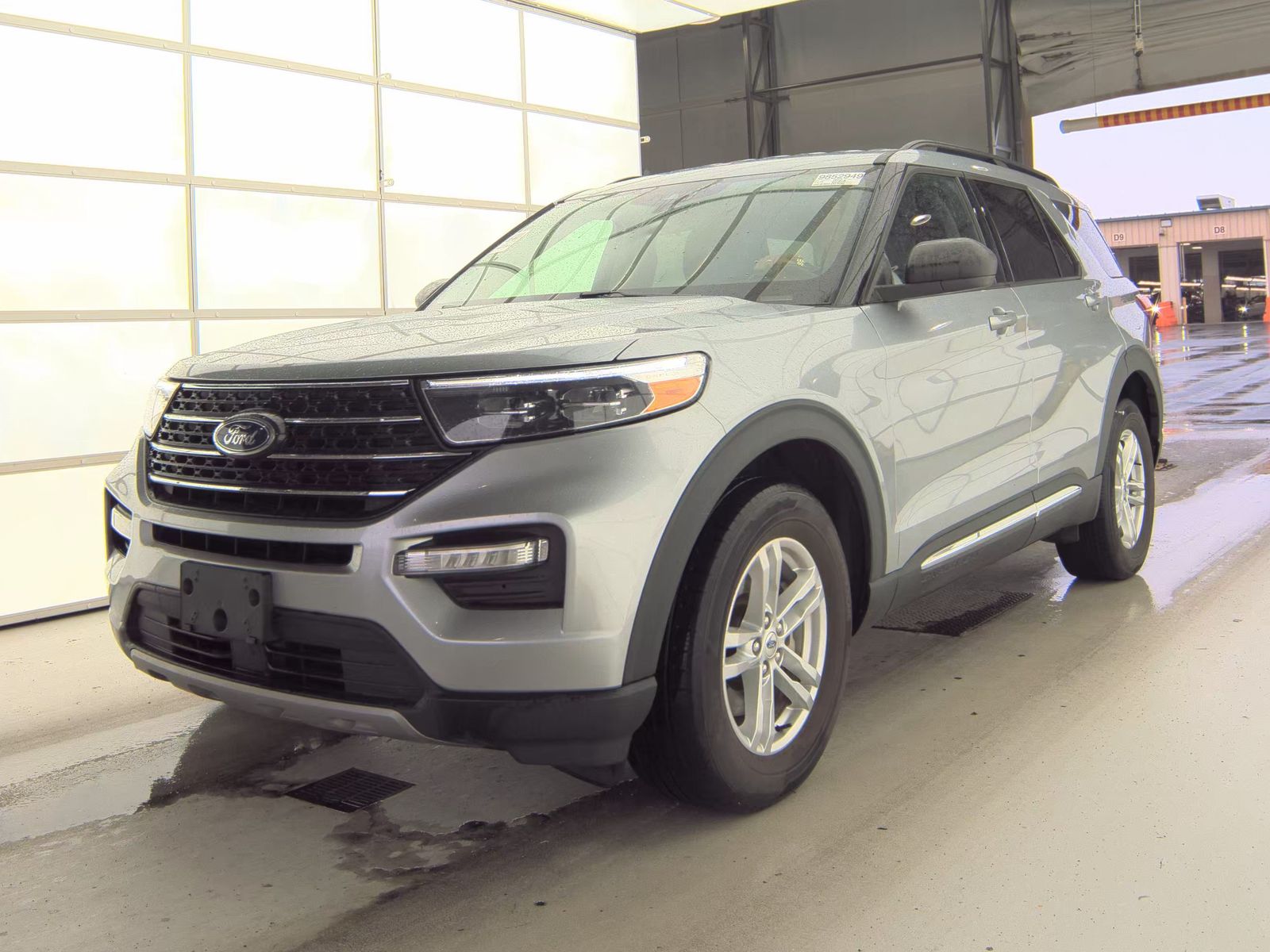 2023 Ford Explorer XLT AWD