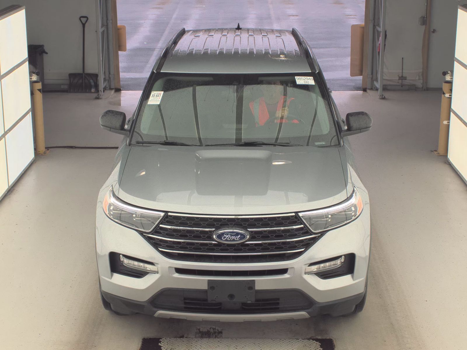 2023 Ford Explorer XLT AWD