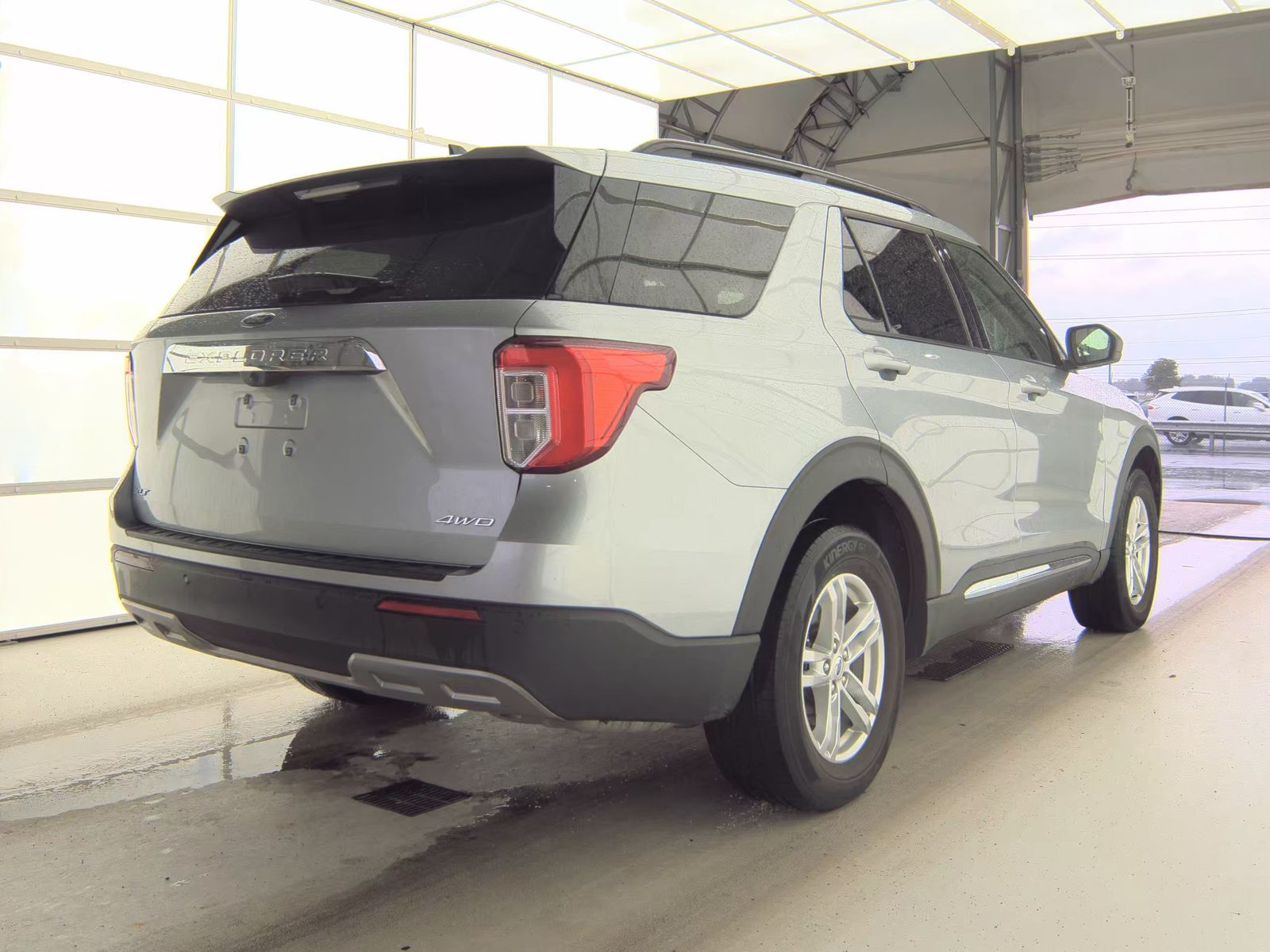 2023 Ford Explorer XLT AWD