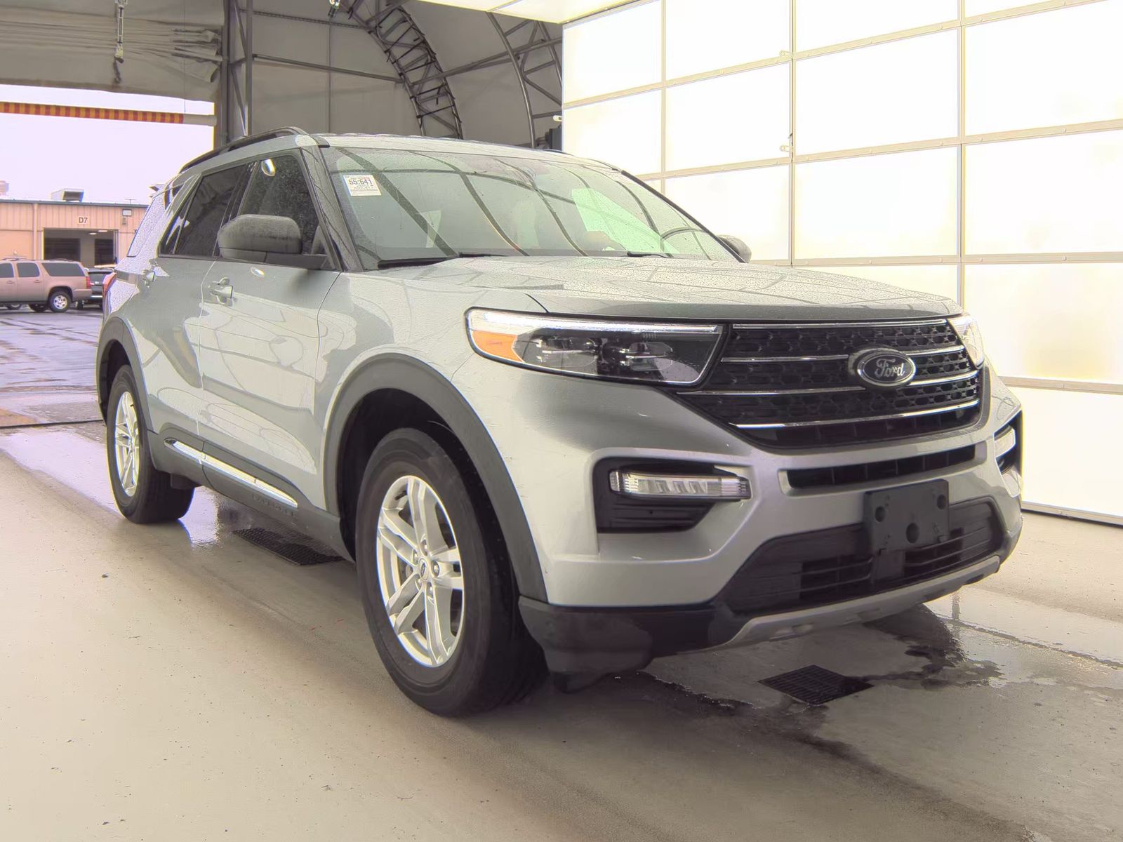 2023 Ford Explorer XLT AWD