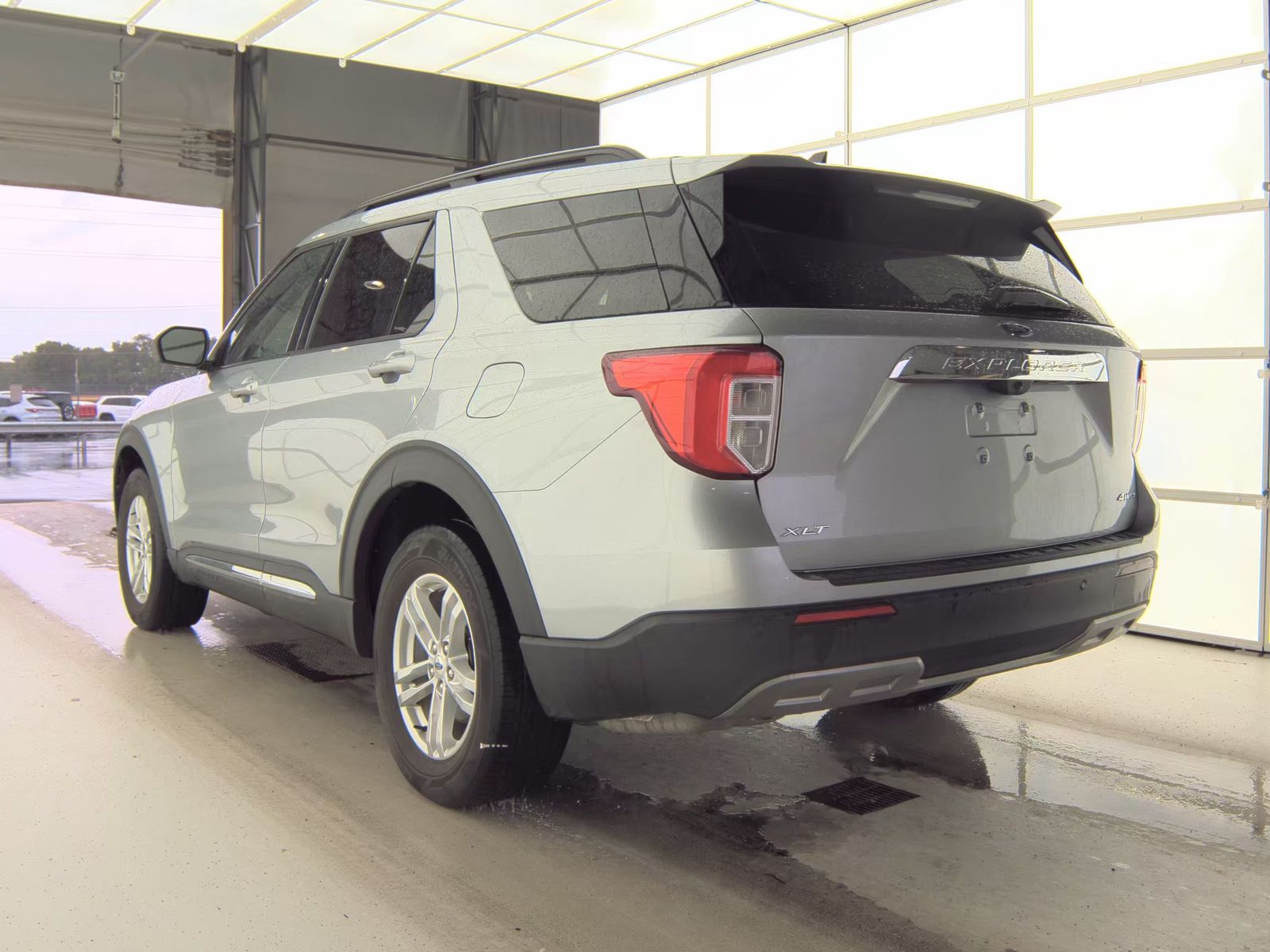 2023 Ford Explorer XLT AWD
