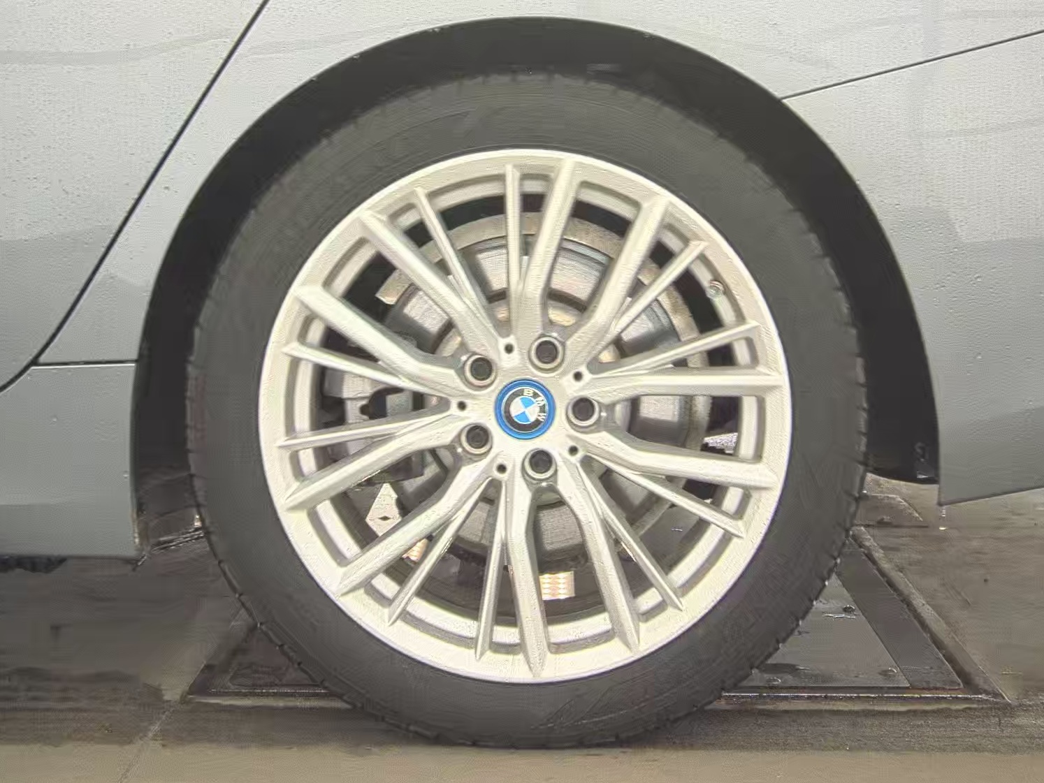 2023 BMW 3 Series 330e xDrive AWD