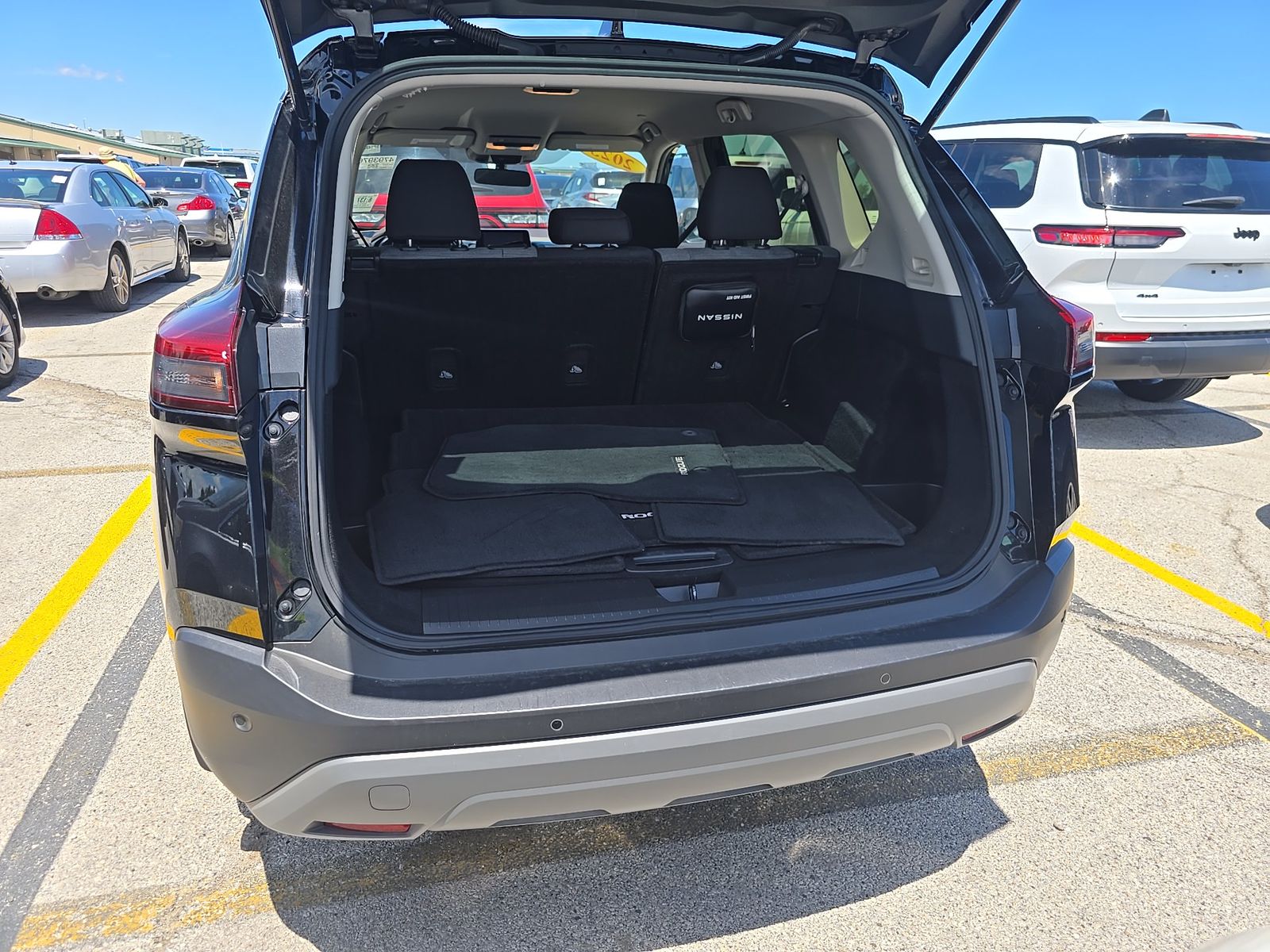 2023 Nissan Rogue SV AWD