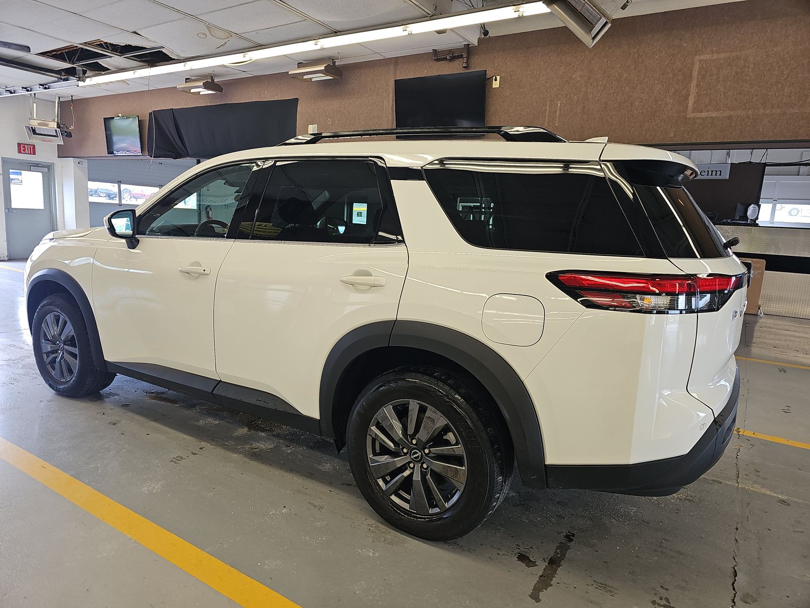 2024 Nissan Pathfinder SV AWD