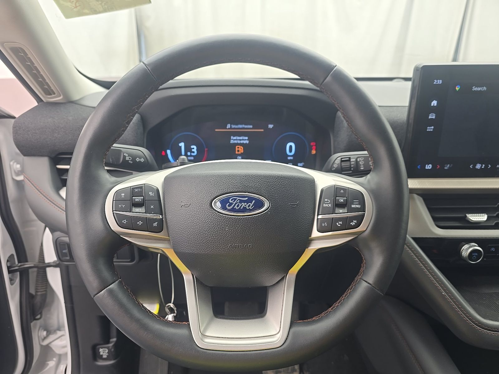 2025 Ford Explorer Active AWD
