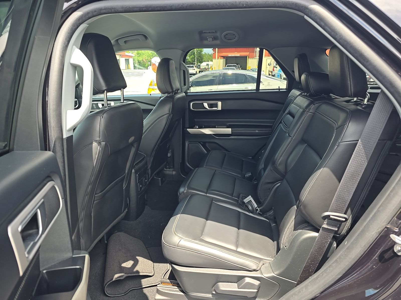 2023 Ford Explorer XLT AWD