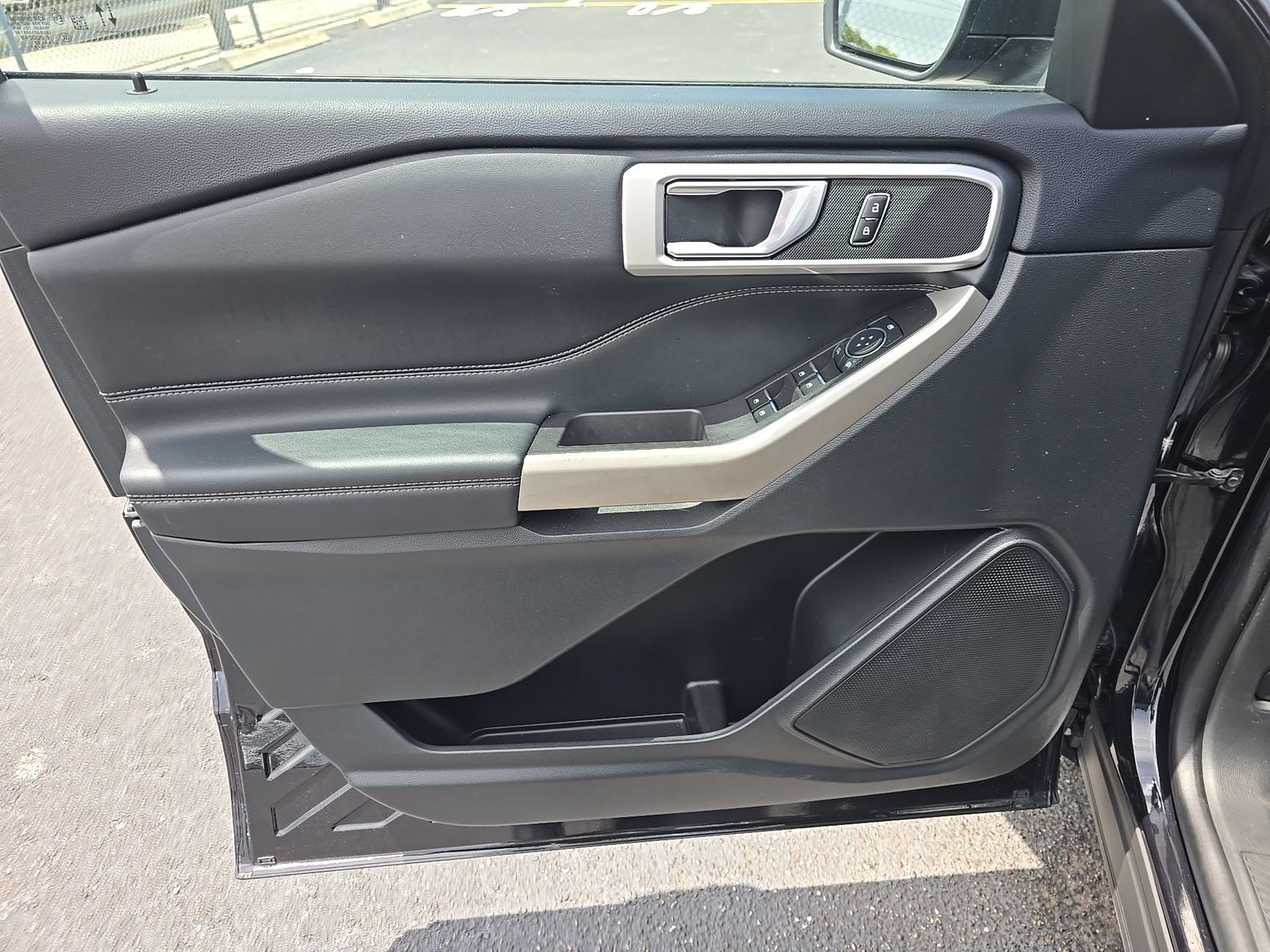 2023 Ford Explorer XLT AWD