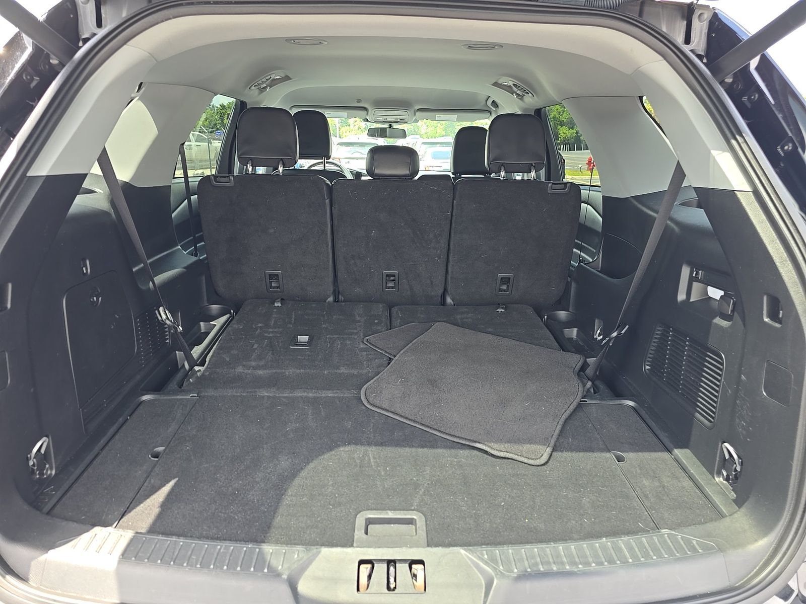 2023 Ford Explorer XLT AWD