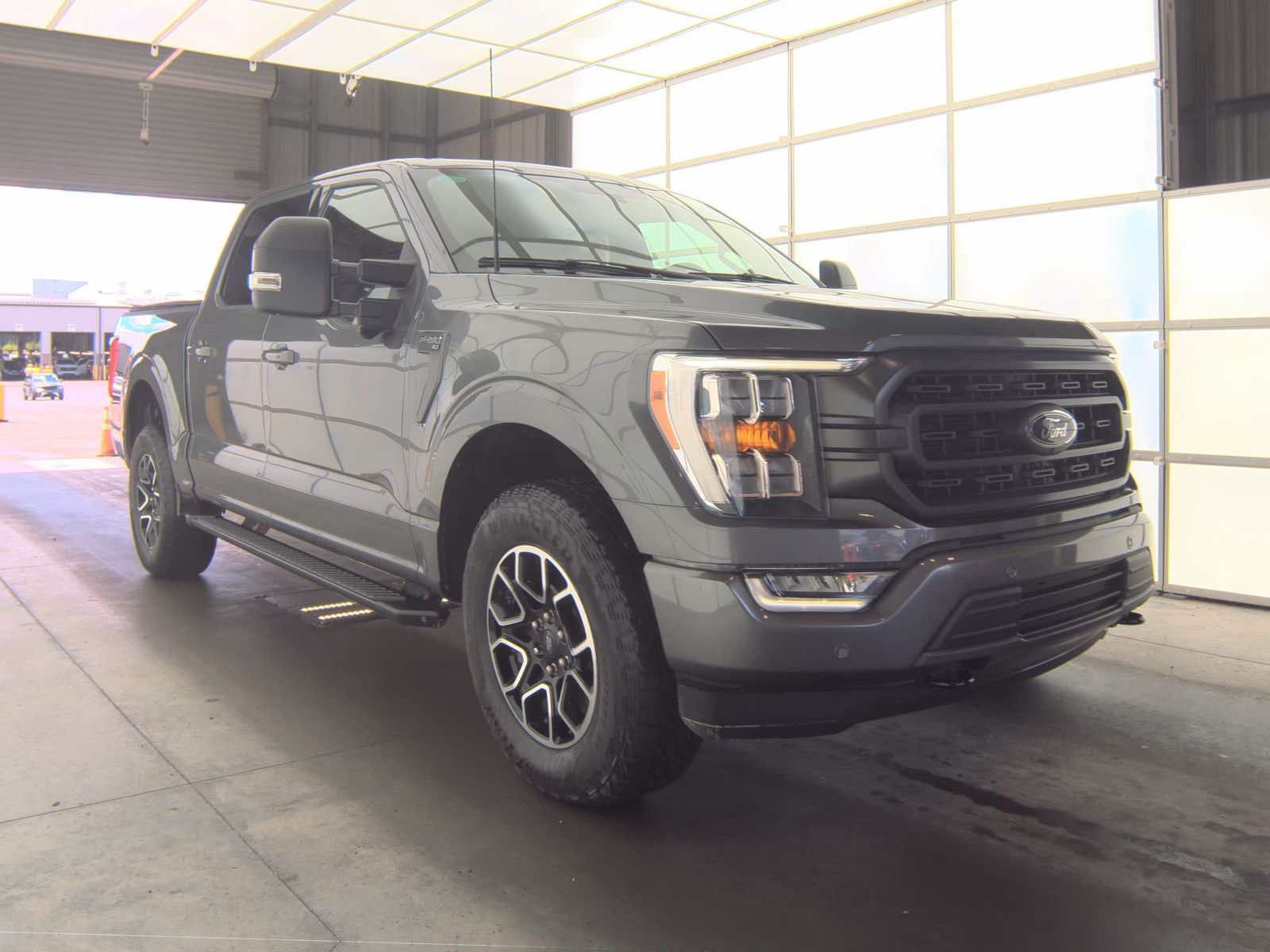 2023 Ford F-150 XLT AWD