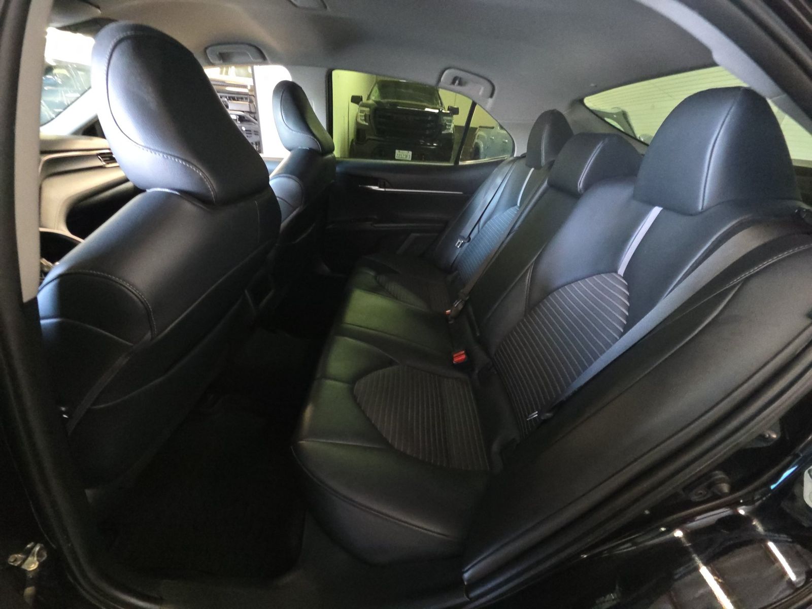 2022 Toyota Camry SE Nightshade FWD