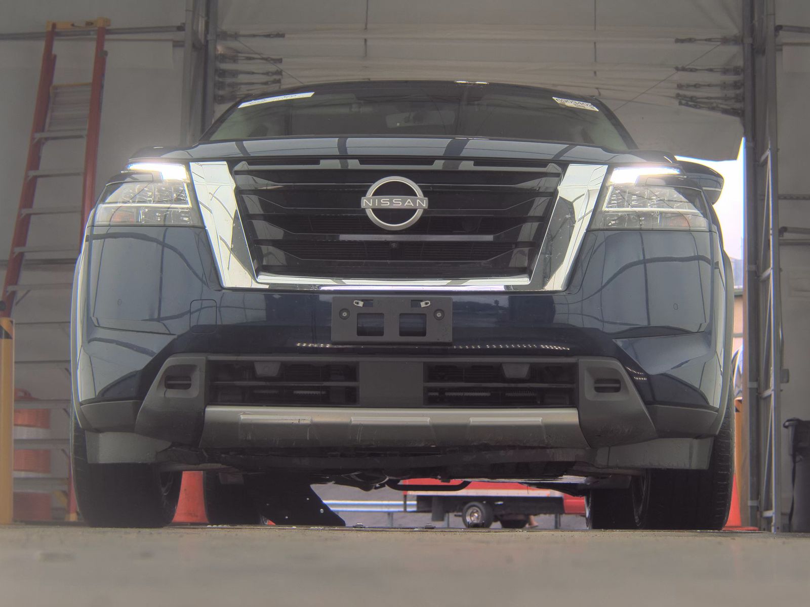 2023 Nissan Pathfinder SL AWD
