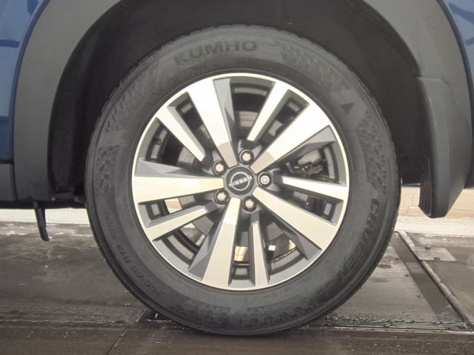 2023 Nissan Pathfinder SL AWD