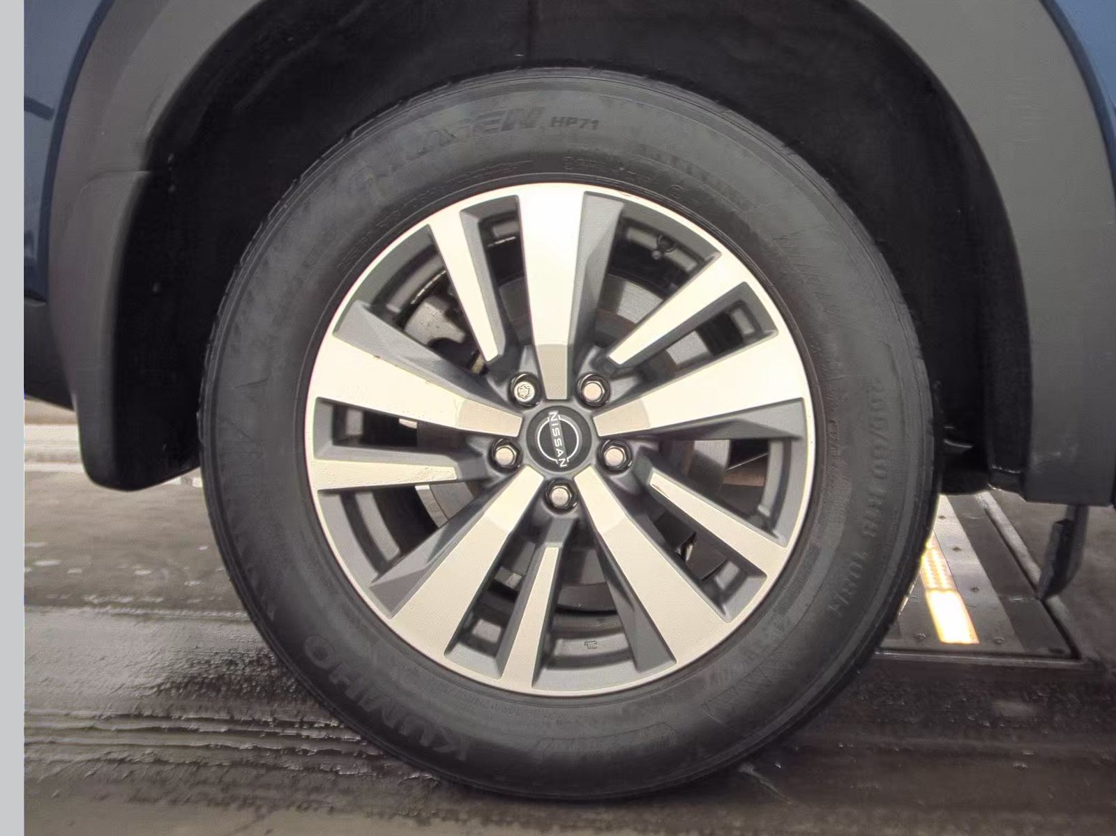 2023 Nissan Pathfinder SL AWD