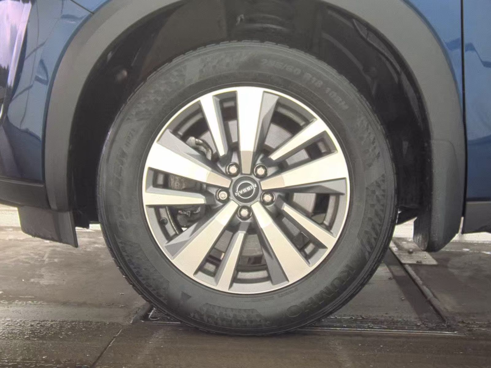2023 Nissan Pathfinder SL AWD