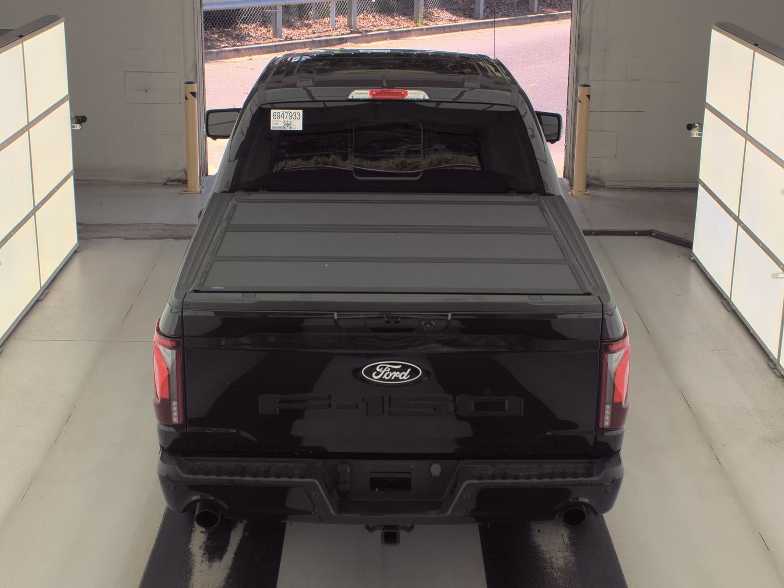 2024 Ford F-150 Hybrid Lariat AWD
