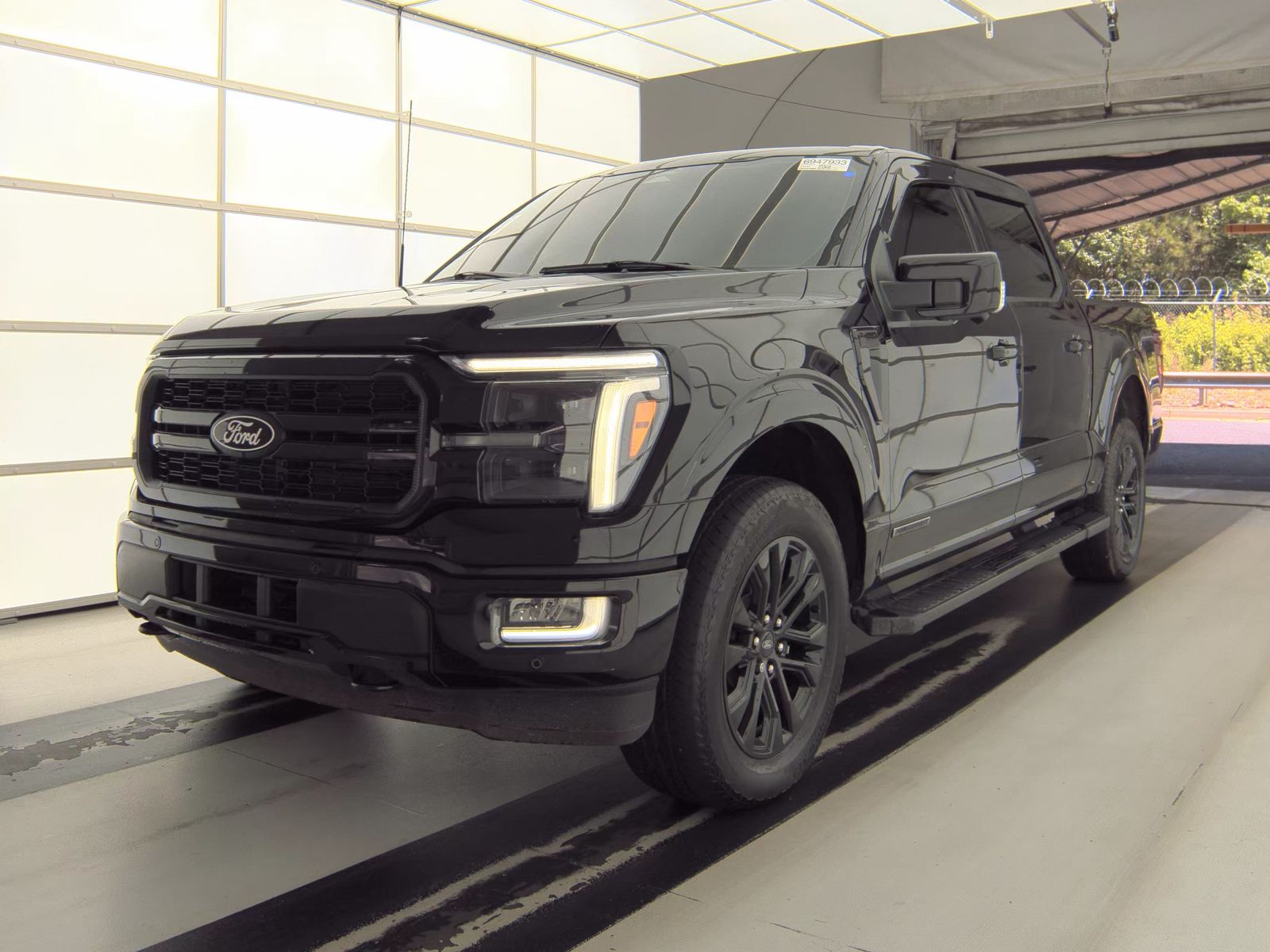 2024 Ford F-150 Hybrid Lariat AWD