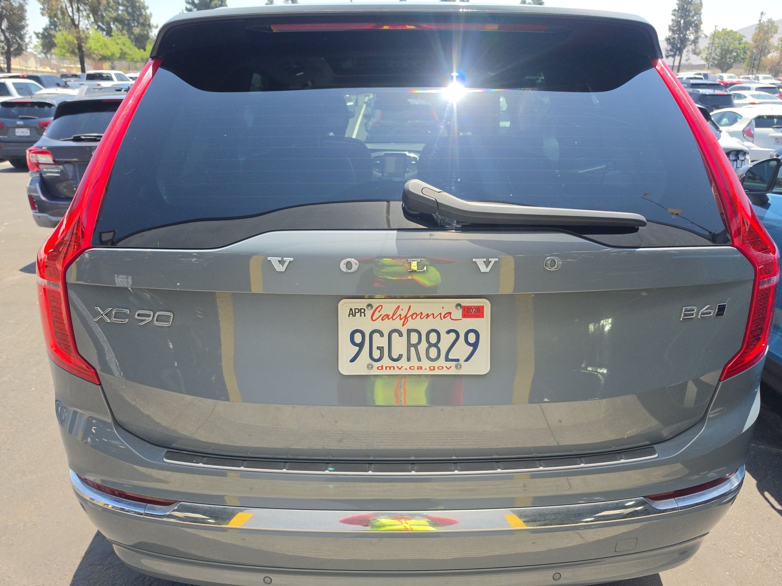 2023 Volvo XC90 B6 Plus AWD