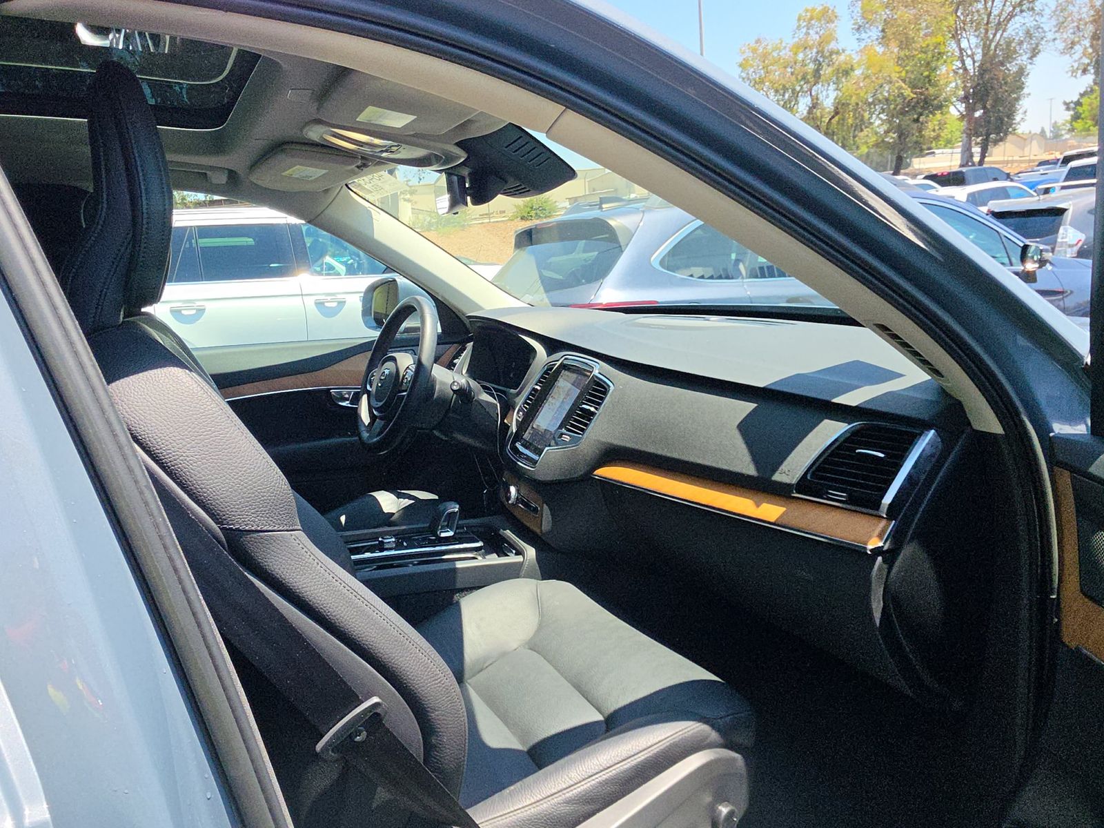 2023 Volvo XC90 B6 Plus AWD